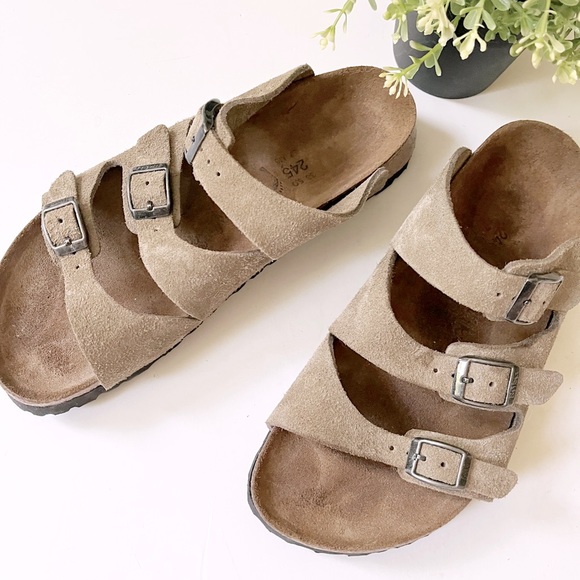 Birkenstock Shoes - Birki’s tan suede 3 strap sandals sz 7